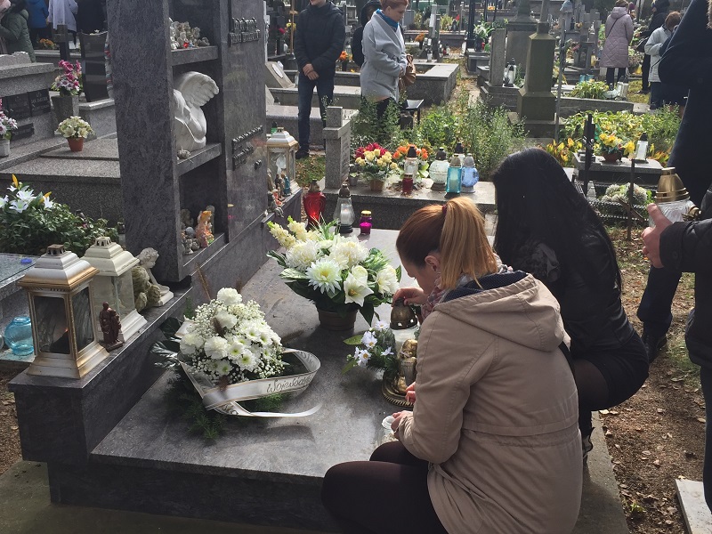 VII Pogrzeb dzieci zmarłych przed urodzeniem w Krośnie 15.10.2016 r.